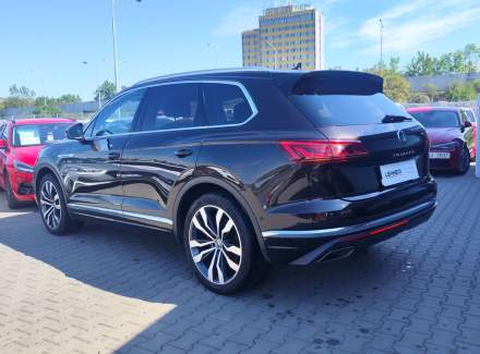 Volkswagen - Touareg