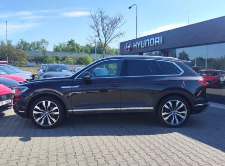 Volkswagen - Touareg