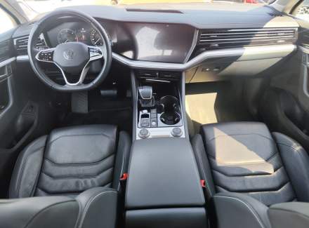 Volkswagen - Touareg