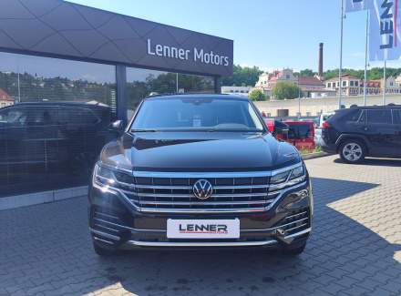 Volkswagen - Touareg