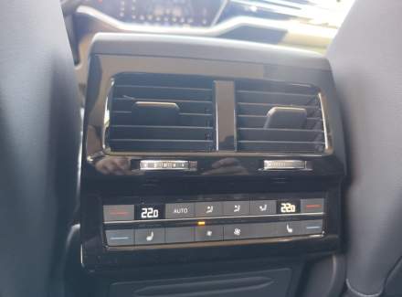 Volkswagen - Touareg