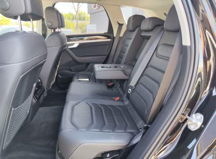 Volkswagen - Touareg
