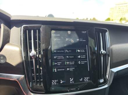 Volvo - V90
