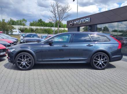 Volvo - V90