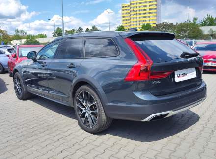 Volvo - V90