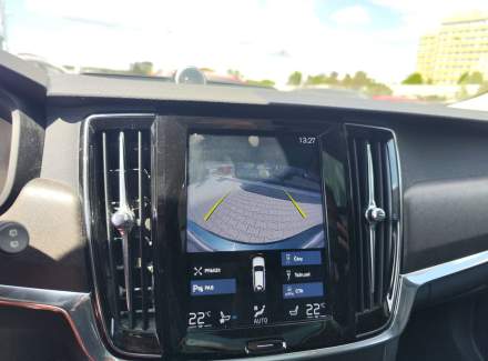 Volvo - V90