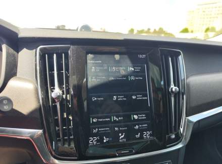Volvo - V90