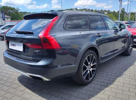 Volvo - V90
