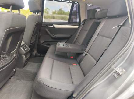 BMW - X3