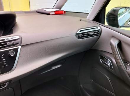 Citroën - C4