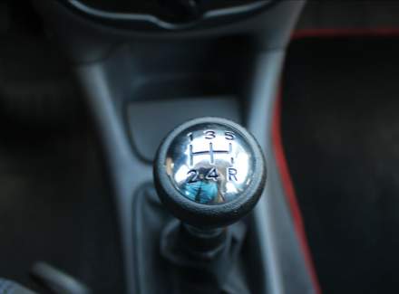Peugeot - 206