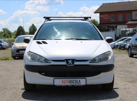 Peugeot - 206