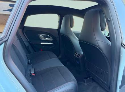 Mercedes-Benz - CLA
