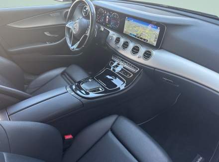 Mercedes-Benz - E-class