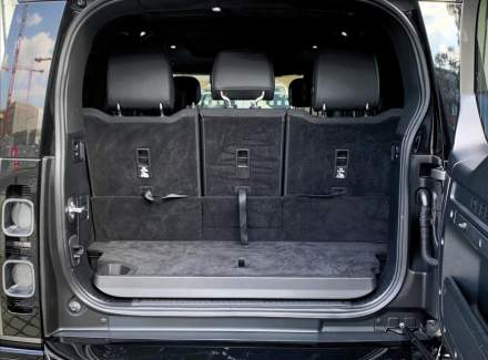 Land Rover - Defender
