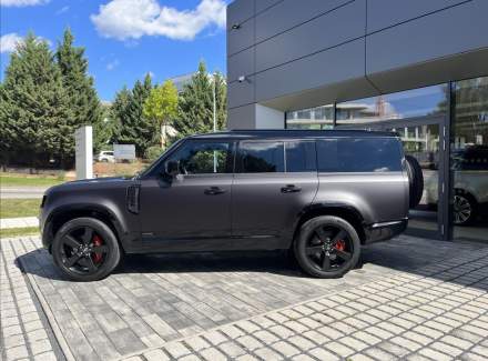 Land Rover - Defender