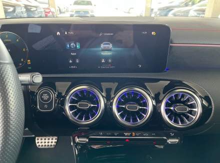 Mercedes-Benz - CLA