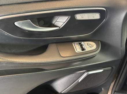 Mercedes-Benz - V-class