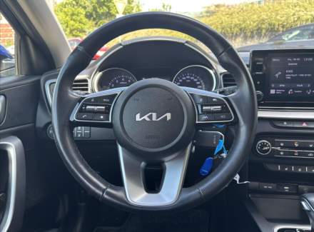 Kia - Cee'd