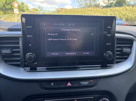 Kia - Cee'd