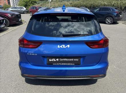 Kia - Cee'd