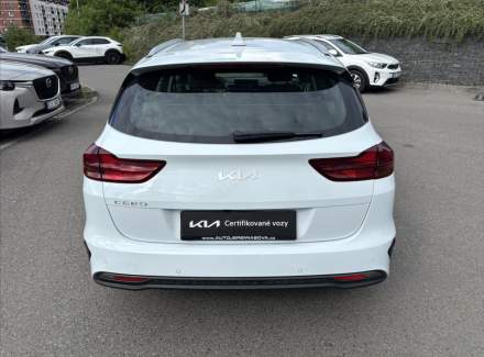 Kia - Cee'd