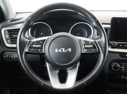 Kia - Cee'd