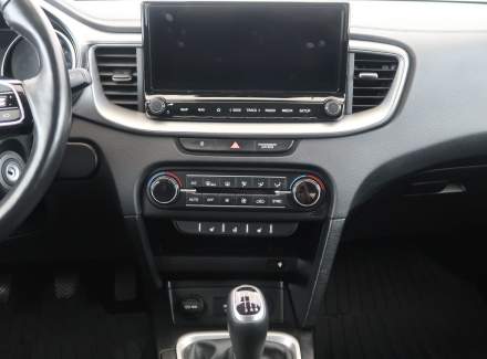 Kia - Cee'd
