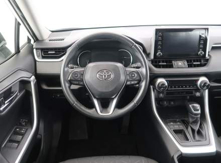 Toyota - RAV 4