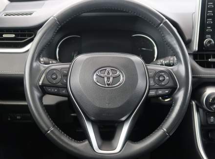 Toyota - RAV 4