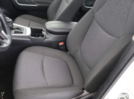 Toyota - RAV 4