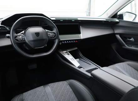 Peugeot - 408
