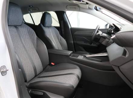 Peugeot - 408