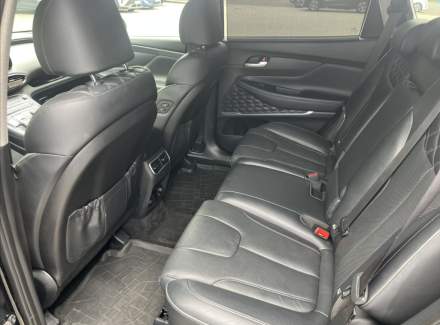 Hyundai - Santa FE