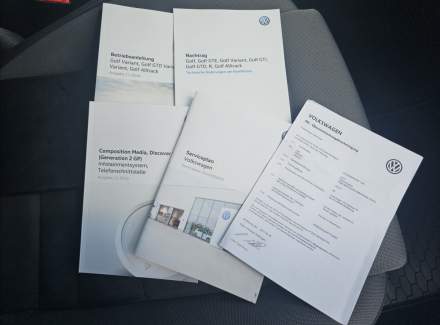 Volkswagen - Golf