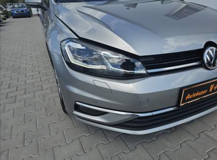 Volkswagen - Golf