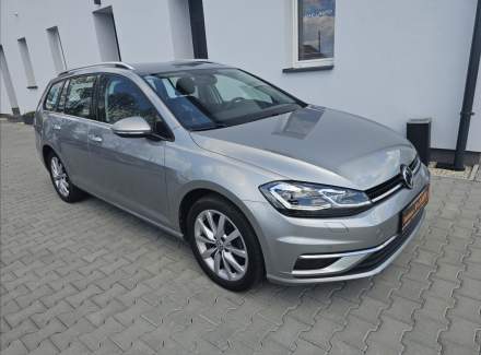 Volkswagen - Golf