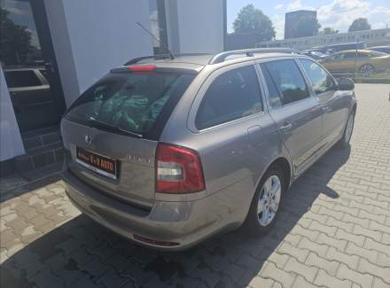 Škoda - Octavia