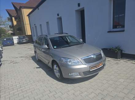 Škoda - Octavia