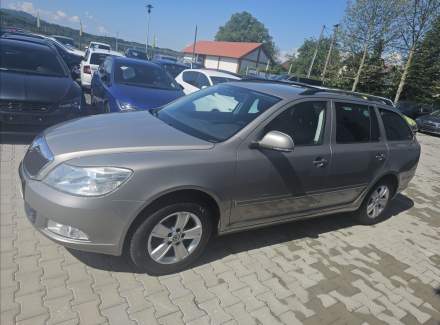 Škoda - Octavia