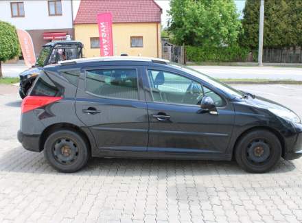 Peugeot - 207
