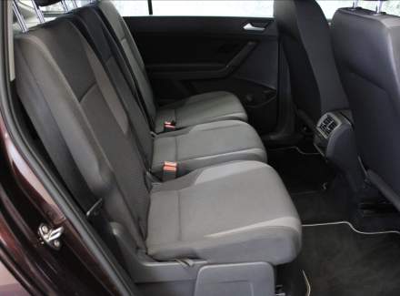 Volkswagen - Touran