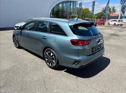 Kia - Cee'd