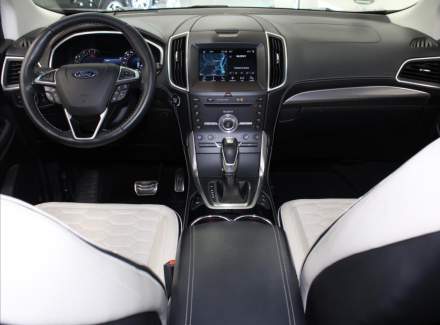 Ford - Edge
