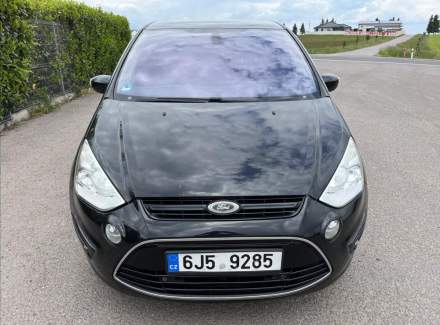 Ford - S-MAX