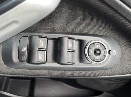 Ford - S-MAX