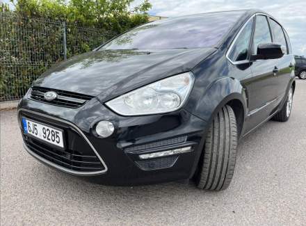 Ford - S-MAX
