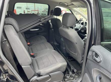 Ford - S-MAX
