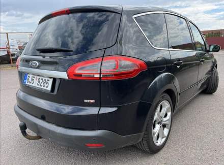 Ford - S-MAX
