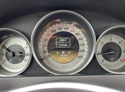 Mercedes-Benz - C-class